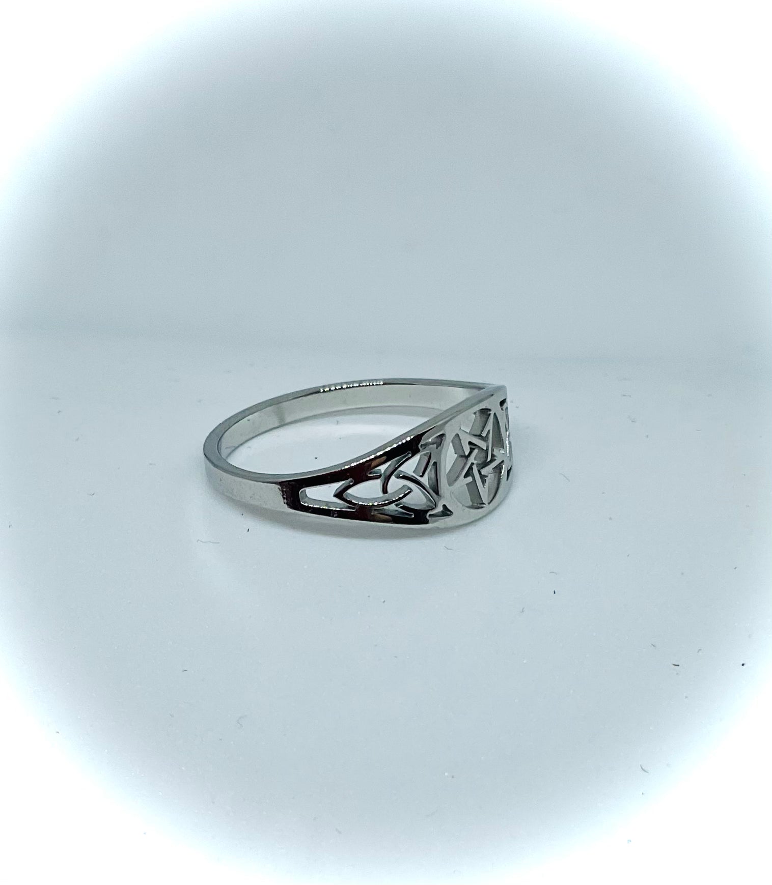 Silver Pentagram Trinity Ring