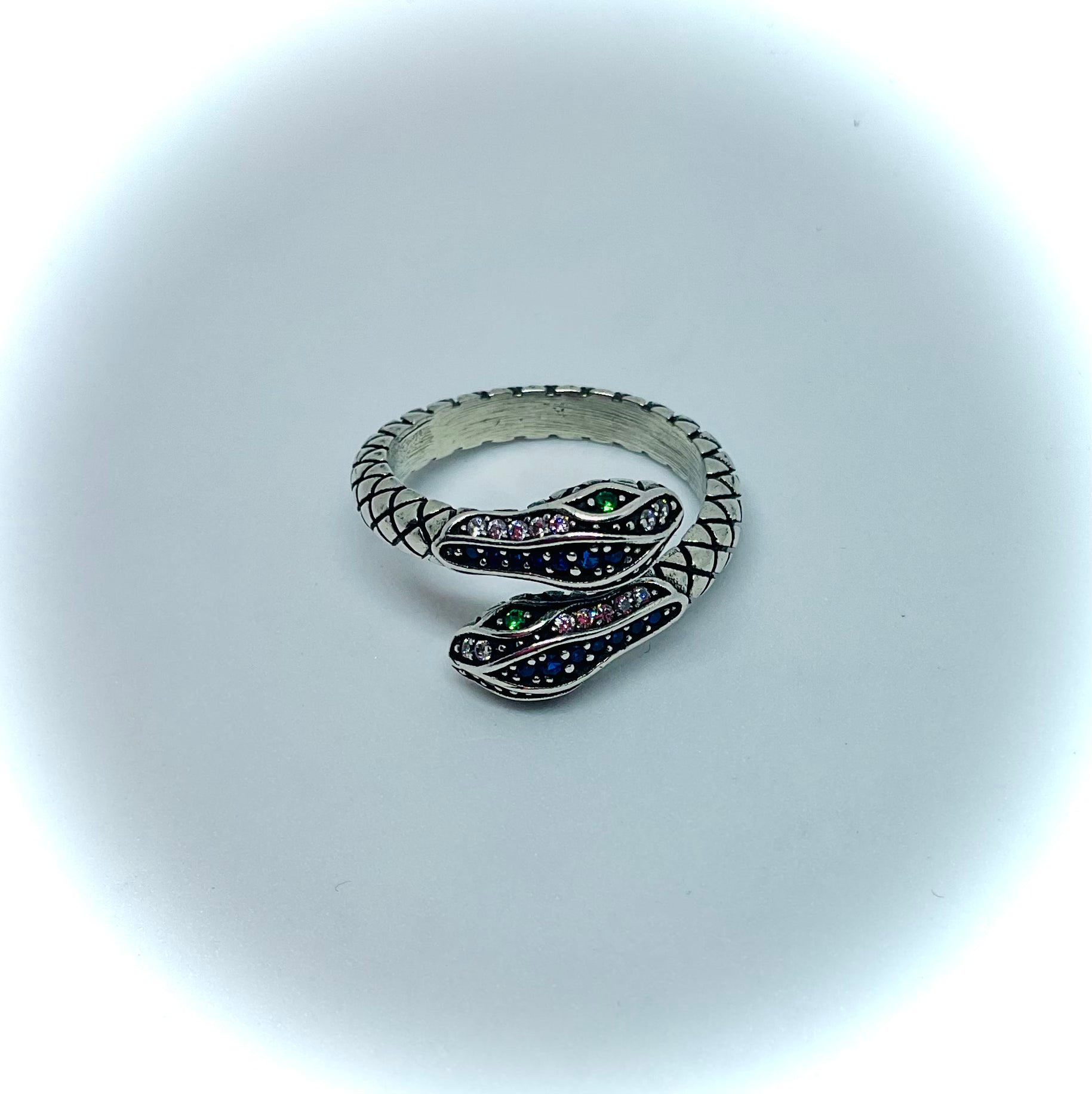 Silver Two-Headed Gemstone Serpentine Ring